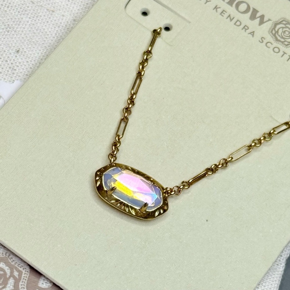 Kendra Scott Yellow Rose Elisa Vintage Gold Etched Frame Necklace in Opalite - Picture 2 of 3